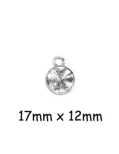 breloque sequin travaillé martelé en métal argenté 17mm